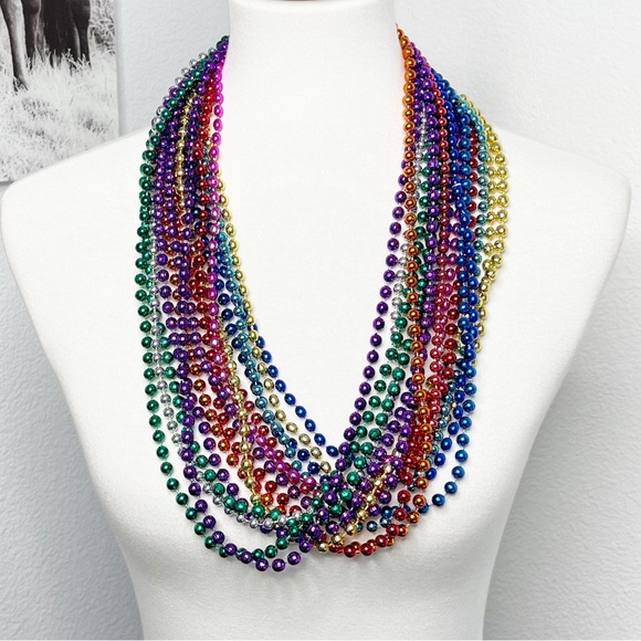 Mardi Gras Fat Tuesday Bead Necklaces Set of 15 - Picture 1 of 7